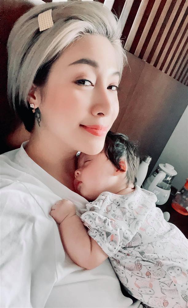 Pha Lê cảnh cáo người phụ nữ 5 lần 7 lượt tiếp cận con gái cô-2