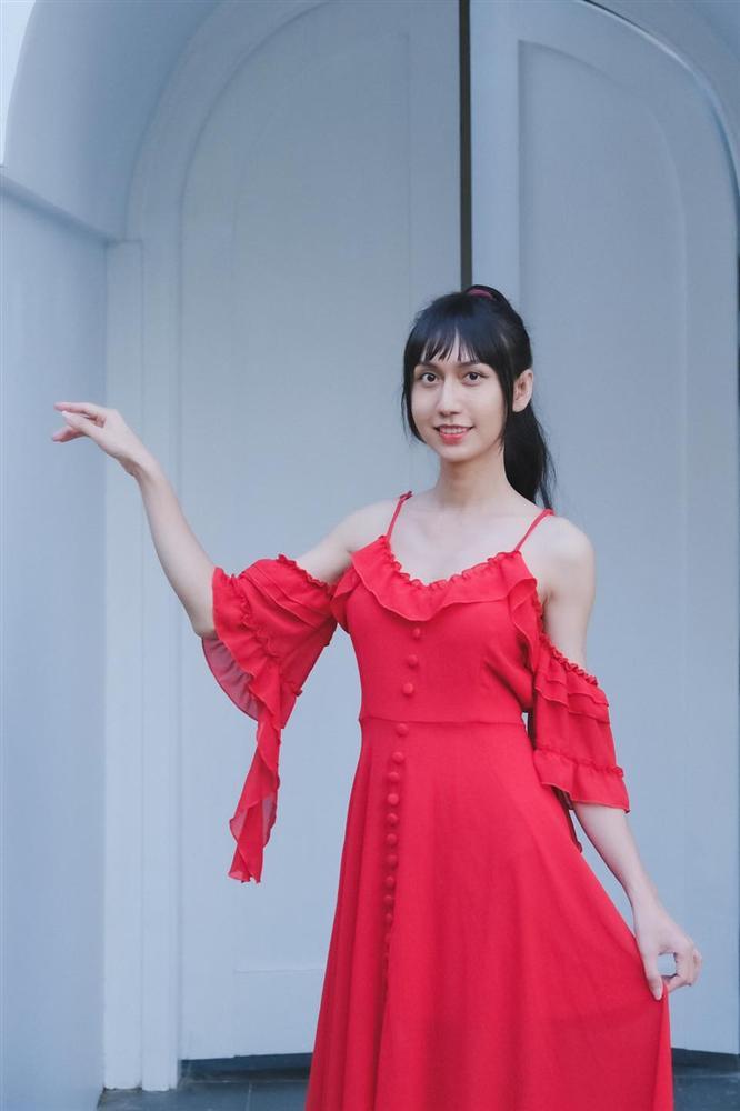 Lynk Lee vẫn bị chê giống đàn ông dù đã chuyển giới 1 năm-7