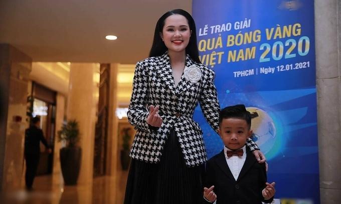 Bà xã Duy Mạnh ngoại hình xuống sắc, khó nhận ra công chúa béo ngày nào-2