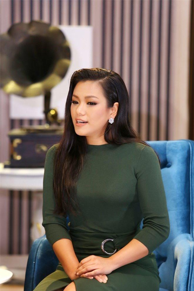 Phương Vy phẫn nộ khi chồng Tây bị ghép cặp với vợ Vân Quang Long-4