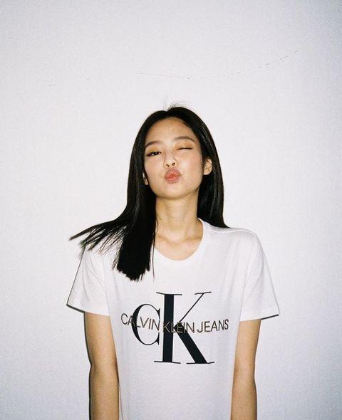 3 dáng pose đặc trưng của Jennie BLACKPINK có ngay ảnh triệu like-1