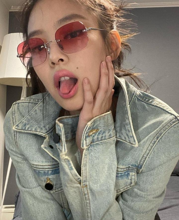3 dáng pose đặc trưng của Jennie BLACKPINK có ngay ảnh triệu like-10