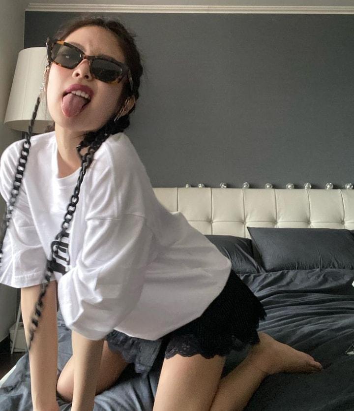 3 dáng pose đặc trưng của Jennie BLACKPINK có ngay ảnh triệu like-8
