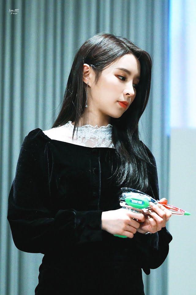 Những nhóm nhạc Kpop từng bị bắt đi theo hướng 18+-6