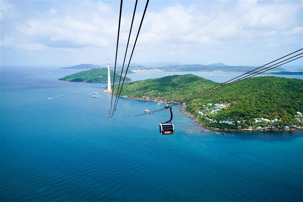 Amalfi bên bờ Địa Trung Hải - sàn catwalk đặc biệt của Fashion Voyage #3-4