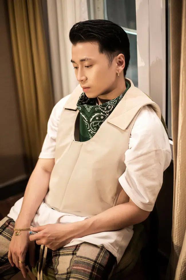 Sau ồn ào R.Tee nói xấu Wowy, Karik gửi tâm thư tới các học trò-1