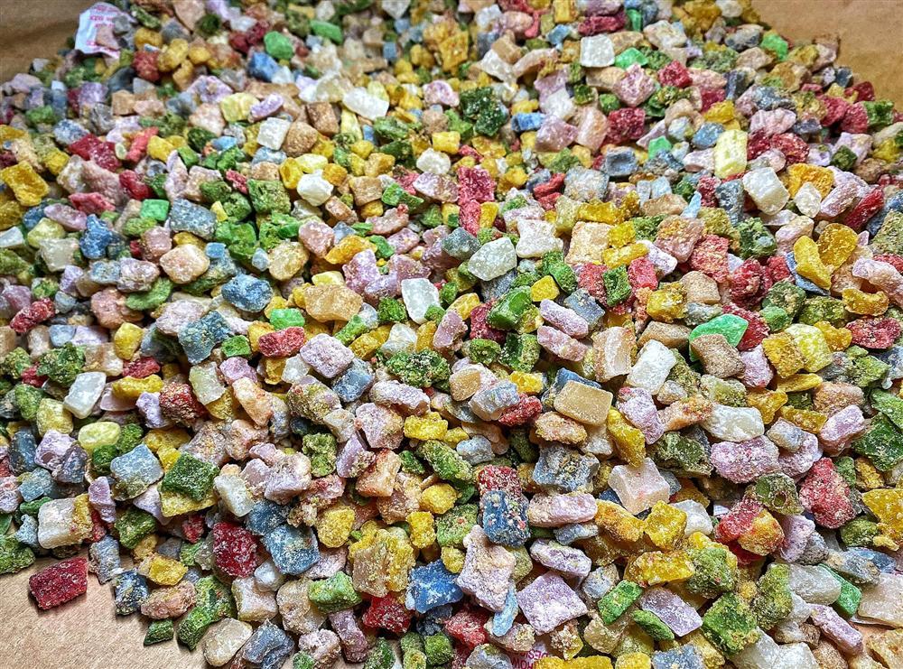 Mẹ Hà Nội chỉ cách làm mứt dừa non ngũ sắc ngon tuyệt cú mèo-6