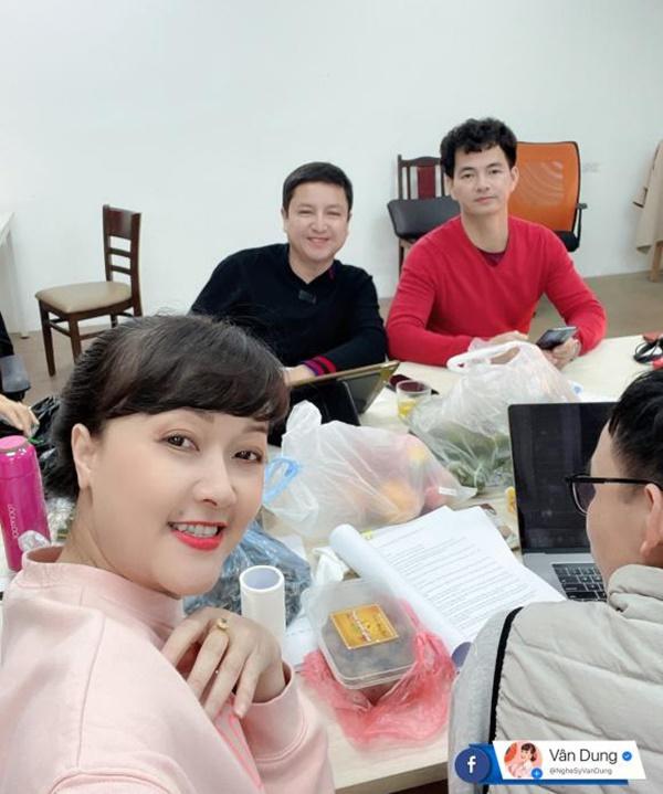 Vũ điệu rửa tay gây sốt toàn cầu xuất hiện trong Táo Quân 2021-7