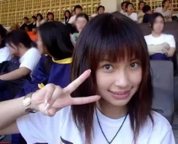 4 bức ảnh Angela Baby chi bao nhiêu tiền cũng không xoá nổi, tấm thứ 3 gây choáng về độ nhạy cảm-4