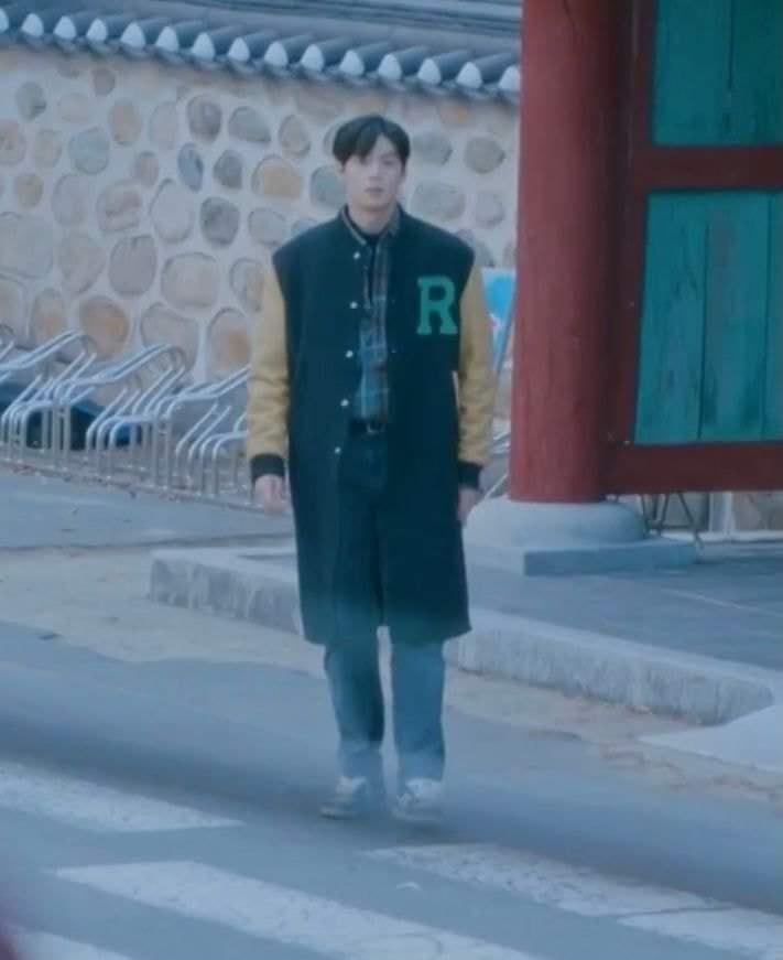 Mỹ nam True Beauty mặc hàng hiệu như đồ chợ, may có gương mặt thần thánh cứu vớt-6