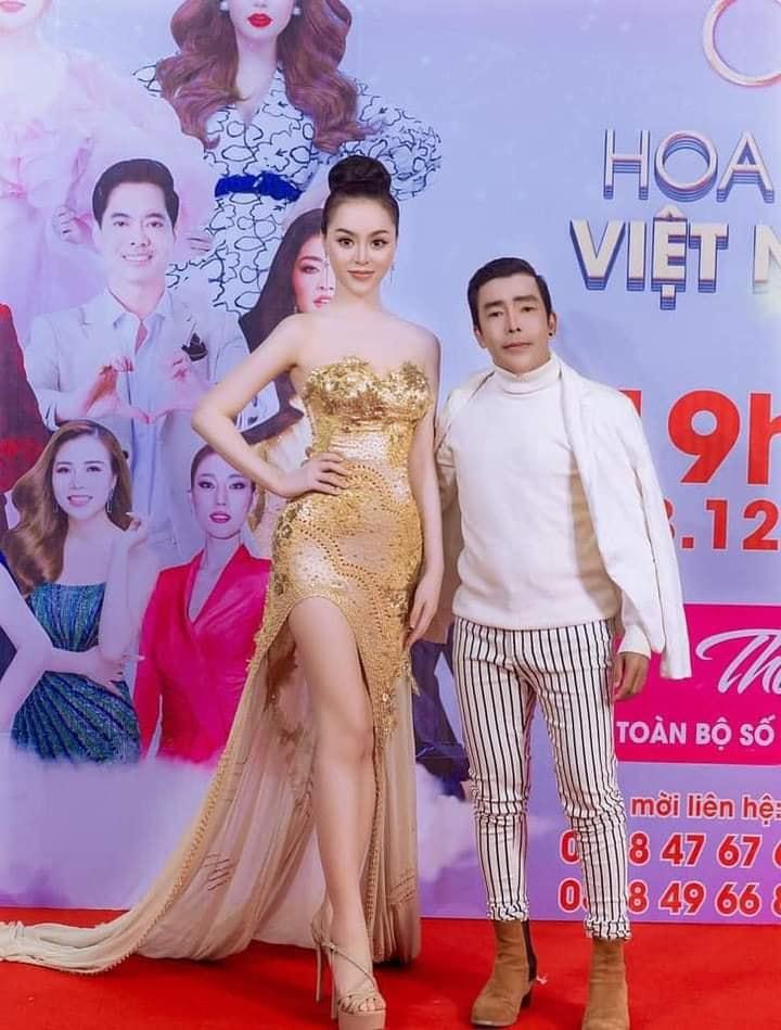 Tiểu tam phố Lý Nam Đế bị chê mặt nhựa vì phẫu thuật theo quản lý-4