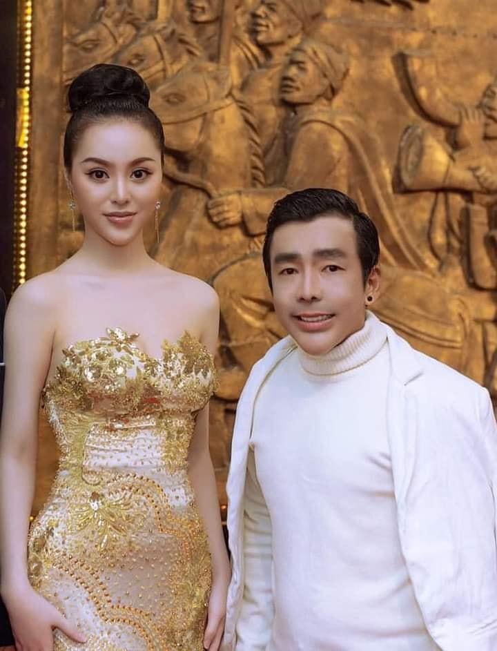 Tiểu tam phố Lý Nam Đế bị chê mặt nhựa vì phẫu thuật theo quản lý-3