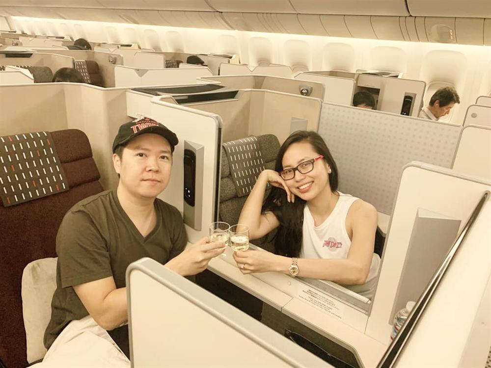 Cuộc sống hôn nhân của ca sĩ Lê Hiếu và hotgirl 9X-7