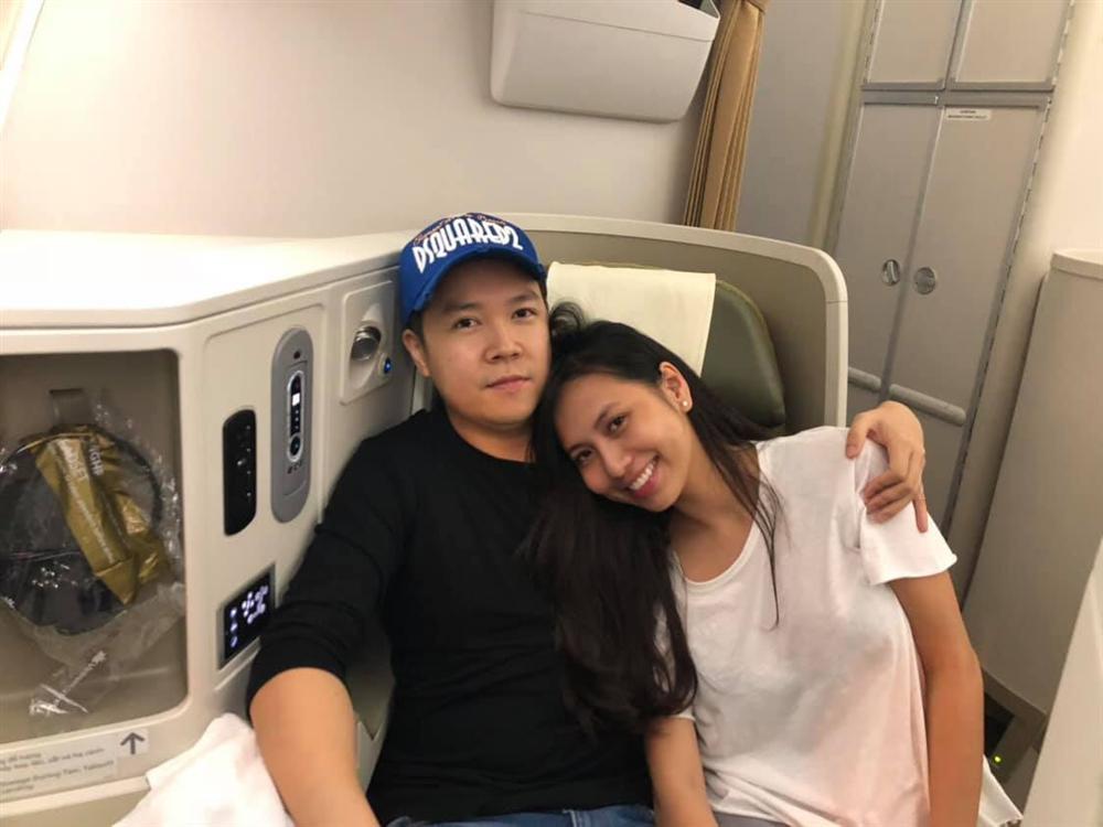 Cuộc sống hôn nhân của ca sĩ Lê Hiếu và hotgirl 9X-11