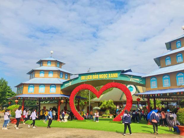 Học sinh tử vong tàu siêu tốc gặp sự cố: Khu du lịch từng xảy ra tai nạn, 6 học sinh nhập viện-1