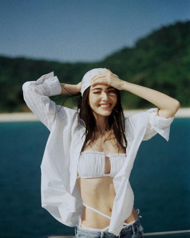 Ma nữ Mai Davika khoe eo nhỏ đến BLACKPINK cũng phải chào thua-7