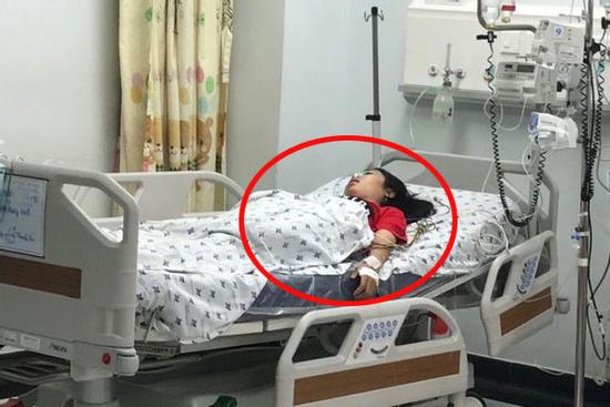Bị mẹ mắng, nữ sinh 15 tuổi uống 28 viên thuốc trầm cảm dẫn đến mê sảng