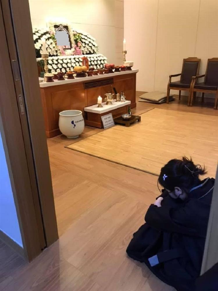 Cô gái gục ngã trong tang lễ của người yêu nơi xứ người: 8 năm vun đắp và cái kết đẫm nước mắt-2