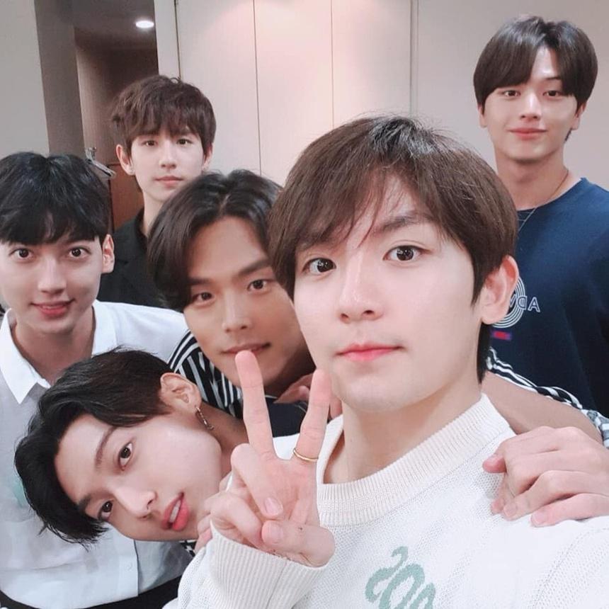 Ngôi sao ngậm thìa kim cương ở showbiz Hàn là ai?-4