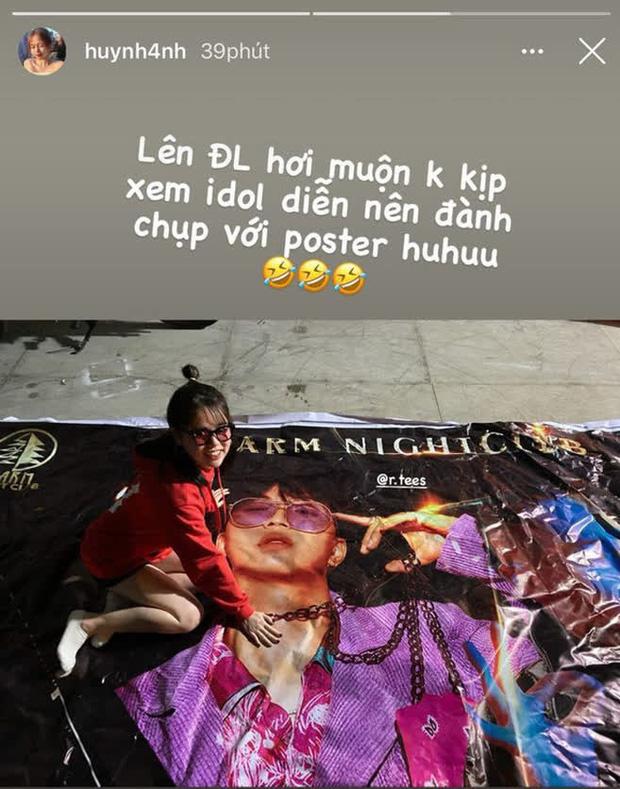 Hết sờ lên poster của R.Tee, bạn gái cũ Quang Hải lại chuyển sang mặc áo in hình nam rapper?-3