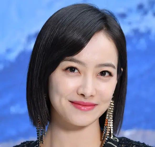 Cận cảnh gương mặt dàn mỹ nhân Hoa ngữ: Dương Mịch, Triệu Lệ Dĩnh lộ rõ dấu hiệu lão hóa-5