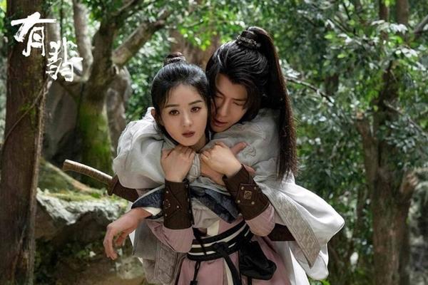 Triệu Lộ Tư khẳng định không có chuyện cha là đại gia, đầu tư tiền mua vai diễn cho mình-8