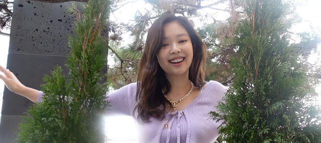 Jennie vợt luôn nút vàng danh giá chỉ sau 7 tiếng mở kênh Youtube-2