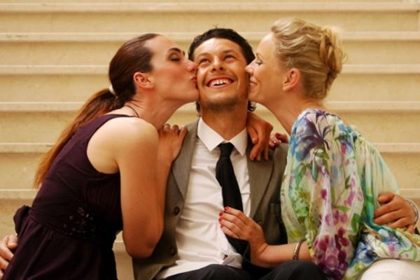 Rủ người yêu vào nhà nghỉ nhưng lại hoang mang khi cô gái đồng ý ngay-2