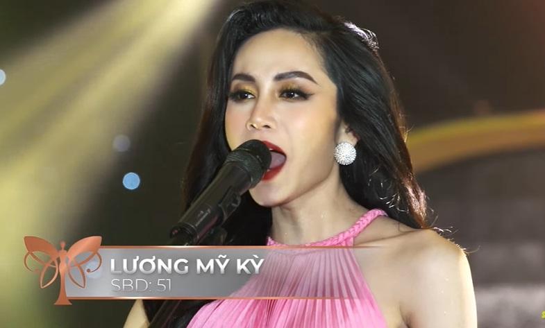 Thí sinh Hoa hậu Chuyển giới hô tên: Người to rõ, người mất điểm vì chiếc ố-7