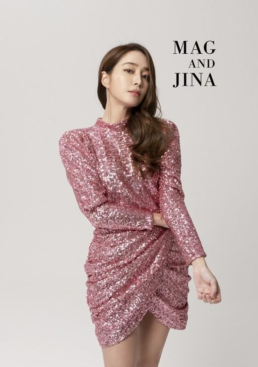 Style sao Hàn tuần qua: Lee Da Hee hack tuổi với tóc Hime chuẩn gái Nhật-6