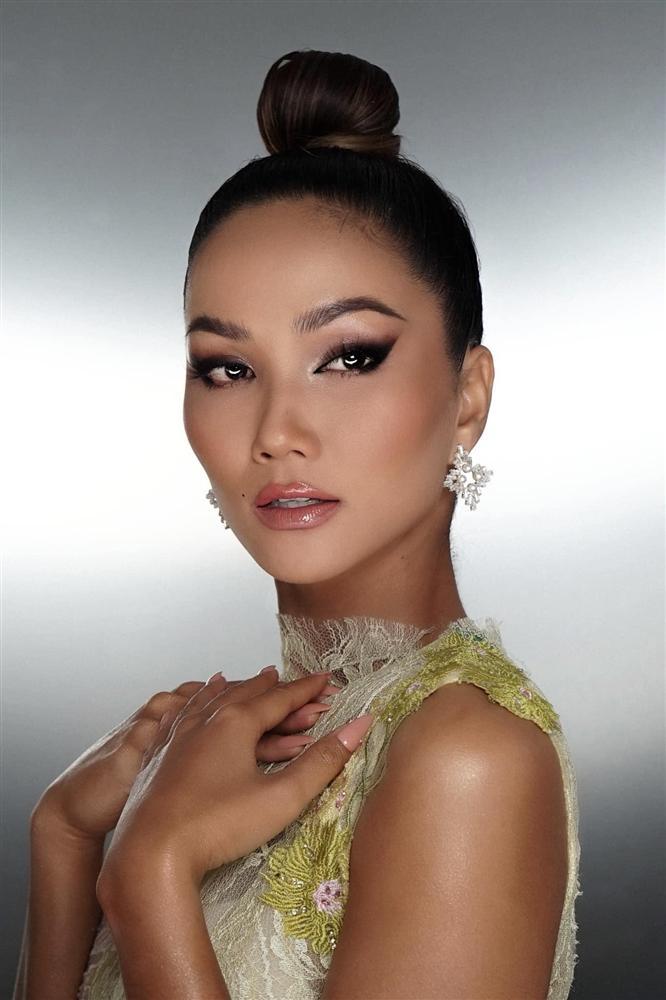 Cái kết cho Pha Lê khi liều mình đọ sắc hoa hậu HHen Niê-6