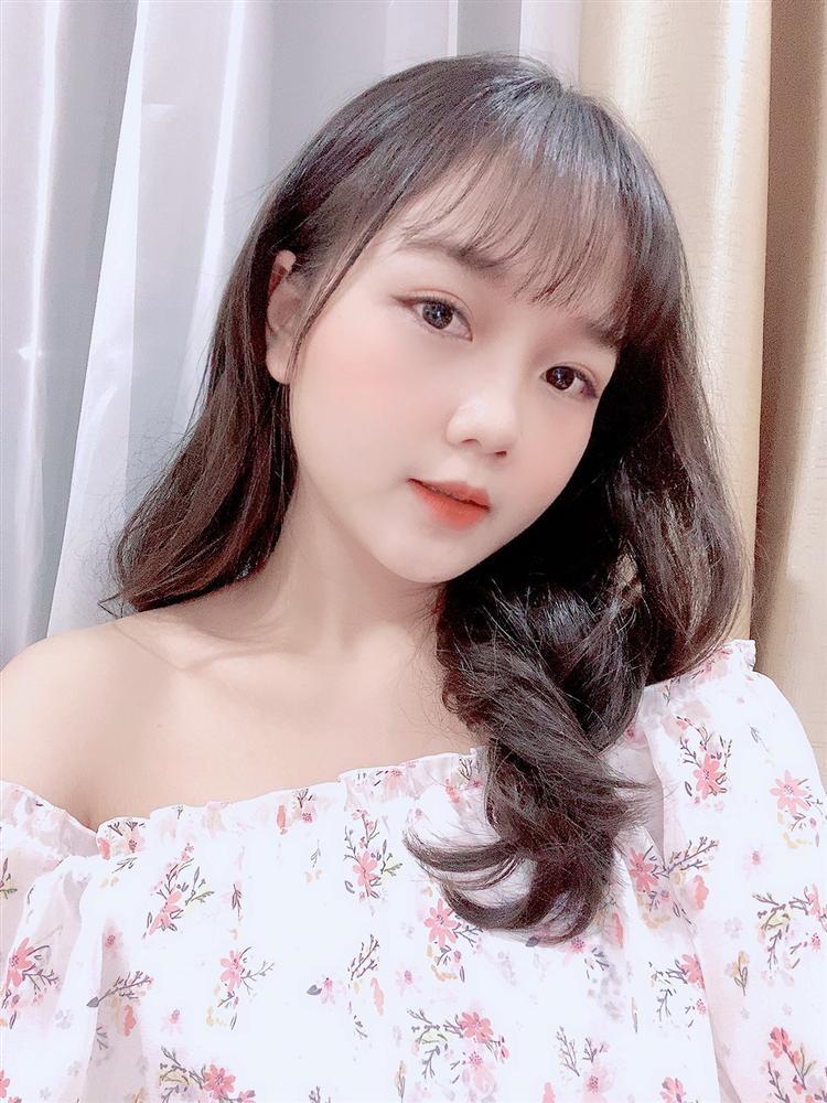 Gái xinh khoe mâm cơm tự nấu đầy đủ màu sắc, chị em thi nhau vào học hỏi kinh nghiệm-1