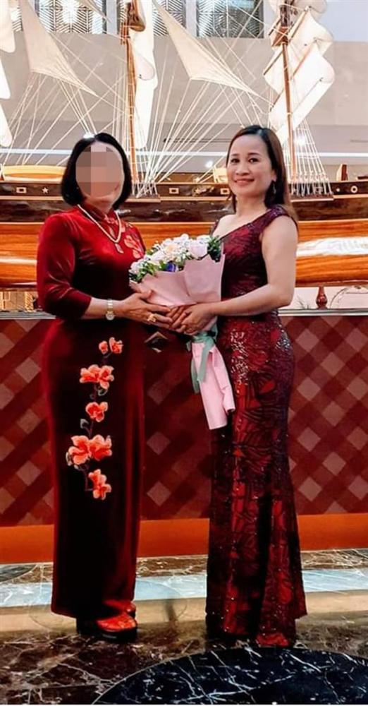 Hiện tượng vi diệu Lê Thị Dần cưa sừng làm nghé với kiểu thời trang ngắn cũn-4