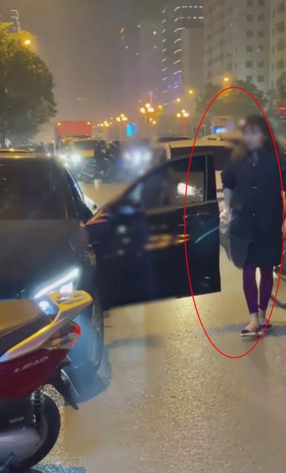 Lỡ chê chị vợ đánh ghen ăn mặc lôi thôi, Facebooker bị phản dame sấp mặt-3