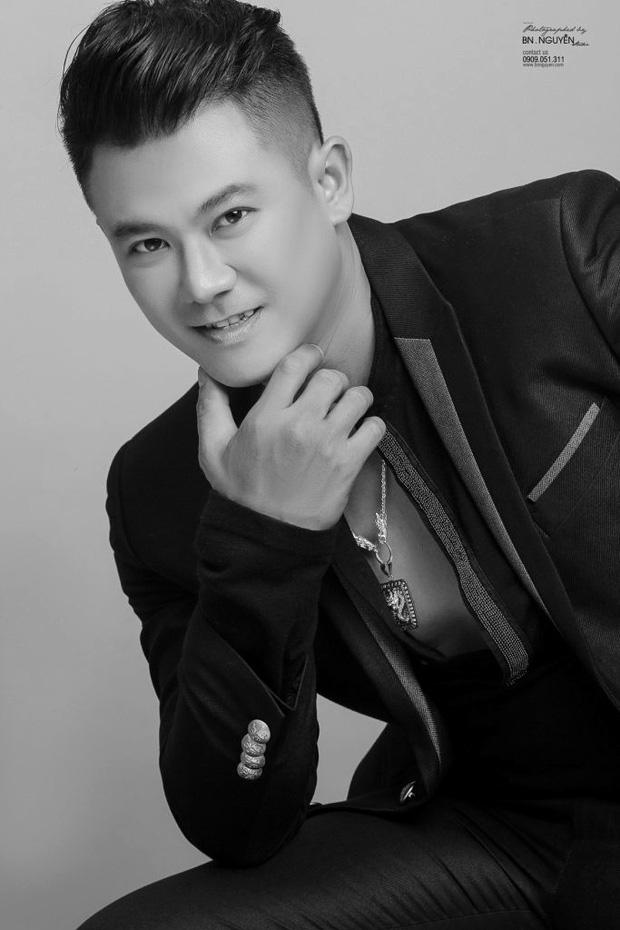 Tro cốt Vân Quang Long về tới Việt Nam, hé lộ ngày an táng-1