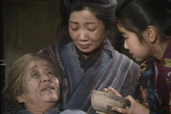 GÓC ĐÀO MỘ: Cảnh lấy nước mắt của diễn viên phim 'Oshin' trước khi qua đời