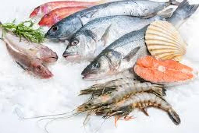 Đồ đông lạnh không nên để quá lâu. Vì thế bạn đừng nên mua sớm quá, chỉ cần trước Tết 1 tuần là được.