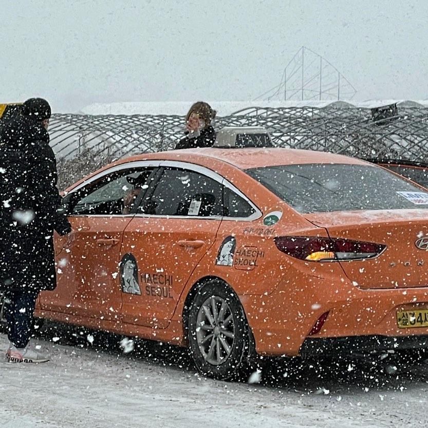 Lucas (WayV) điên tiết đăng ảnh chụp sasaeng fan đeo bám kèm trạng thái sỉ vả-3