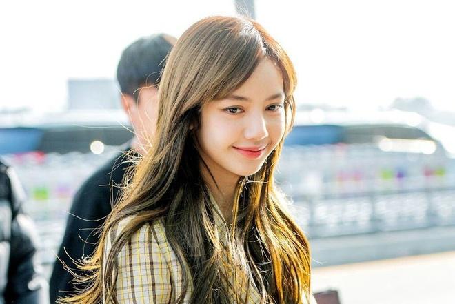 3 kiểu tóc mái giúp gương mặt trông nhỏ hơn-1