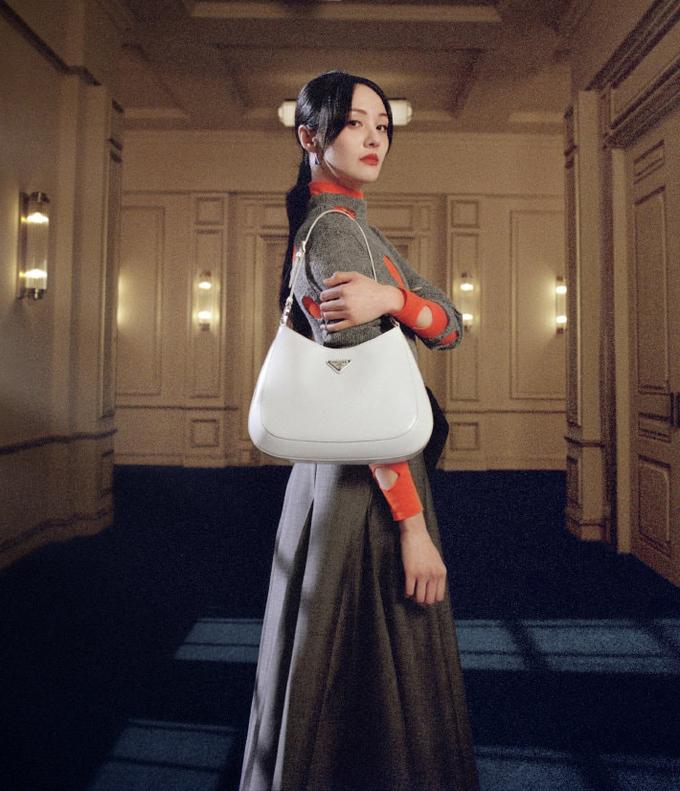 Trịnh Sảng mặc đồ Prada: Khi bị chê phèn, lúc xinh chuẩn nữ thần-1