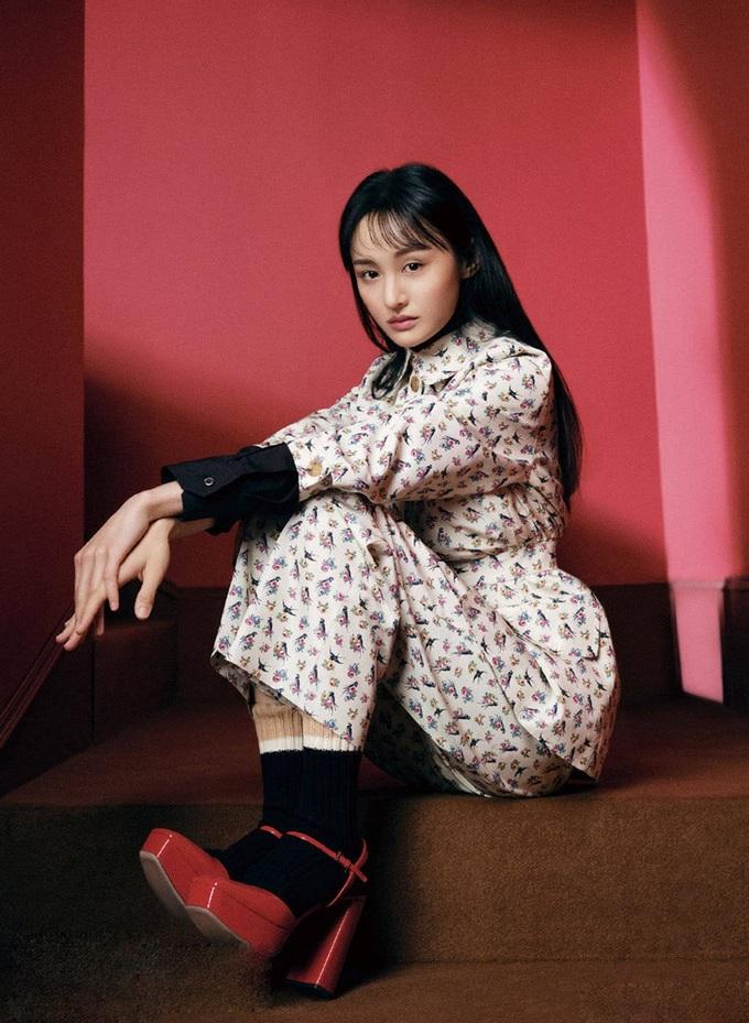 Trịnh Sảng mặc đồ Prada: Khi bị chê phèn, lúc xinh chuẩn nữ thần-2