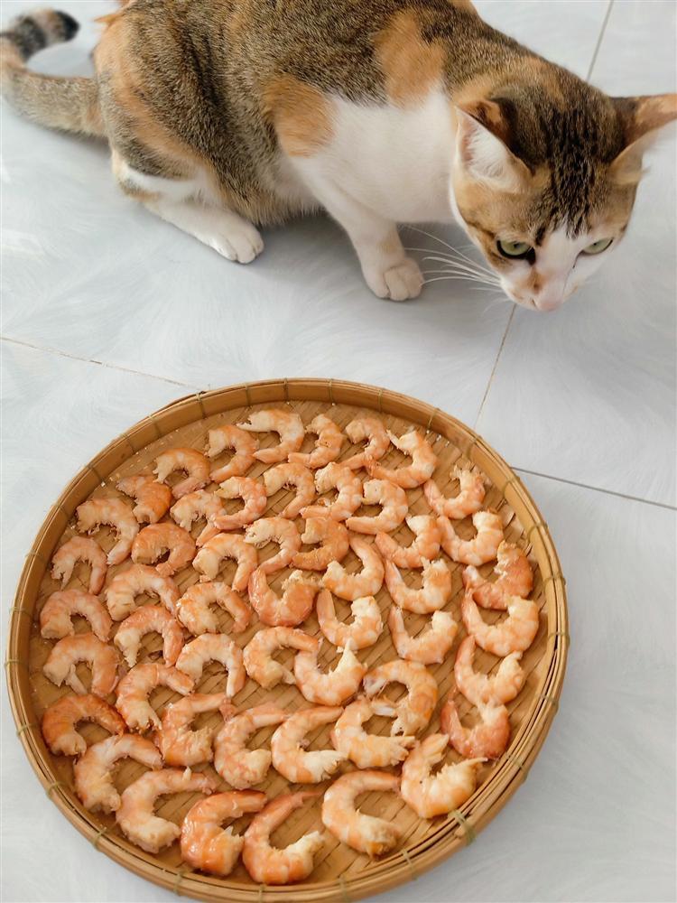 Mẹ đảm Vĩnh Long mách nhỏ cách làm tôm khô vừa ngon vừa đẹp mắt-4