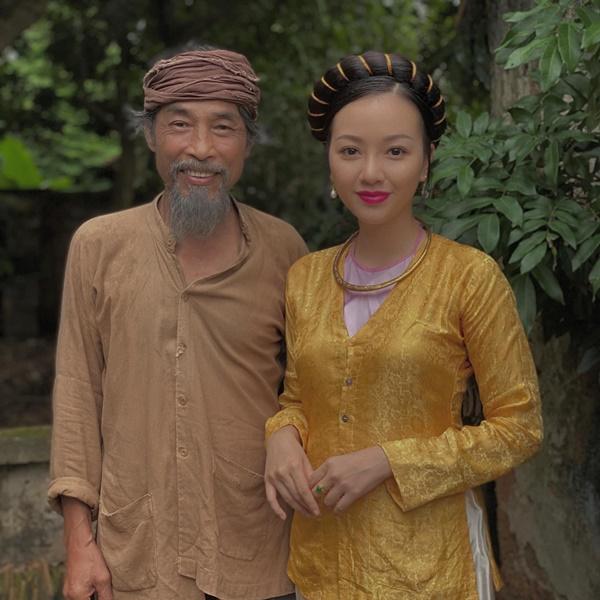 Vắng bóng một tuần vì phát ngôn thiếu muối, Băng Di trở lại khoe ảnh hậu trường Cậu Vàng-2