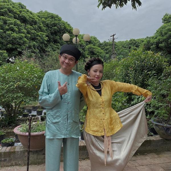 Vắng bóng một tuần vì phát ngôn thiếu muối, Băng Di trở lại khoe ảnh hậu trường Cậu Vàng-3