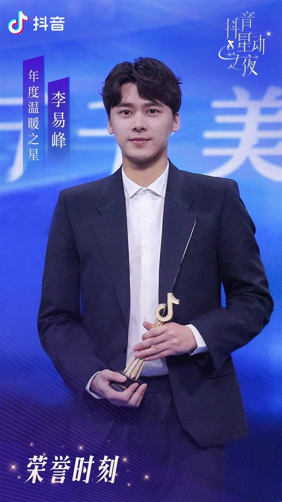 Triệu Lệ Dĩnh, Tiêu Chiến và loạt sao hạng A bị chết sóng vì Trịnh Sảng-7