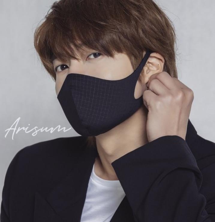 Kim Hyun Joong trở thành đại sứ nhãn hàng, netizens lập tức xỉ vả-1