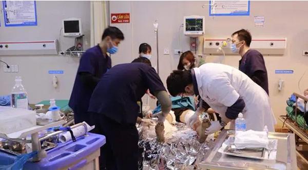 Kinh hoàng: Chó Pitbull nặng 40kg nổi điên tấn công liên tiếp 2 người nhập viện-3