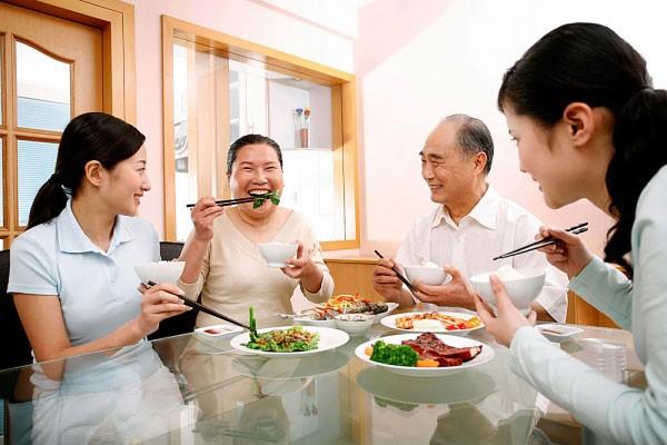 Bố chồng xuất chiêu, cả gia đình thót tim và cái kết ngọt như kẹo-2