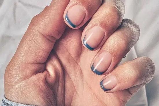 Xuất hiện bộ nail 'chân lấm tay bùn' khiến chị em mắc bệnh sạch sẽ nhìn là ngứa ngáy