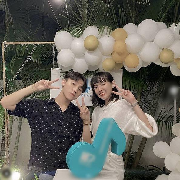 Giữa nghi án Thiều Bảo Trâm chia tay, Hải Tú diện áo đôi phu thê với Sơn Tùng-4